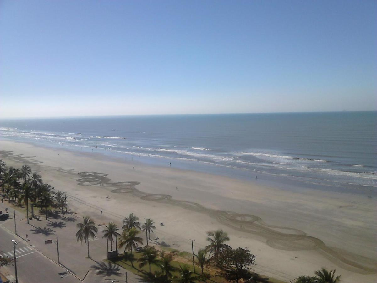 Apto Frente Ao Mar Peruíbe Exterior photo